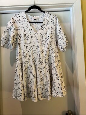 Universal Thread White Mini Dress with Black Floral Print